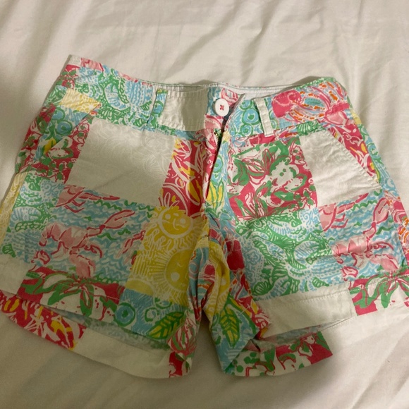 Lilly Pulitzer Shorts - Picture 1 of 3